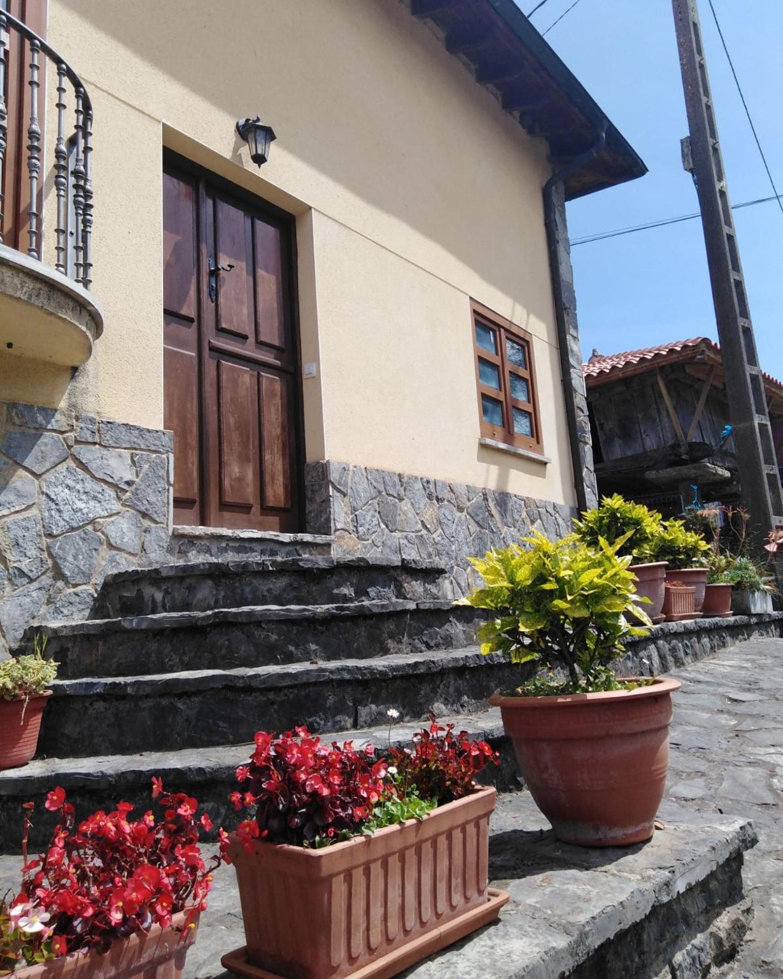 Vivienda Vacacional Casa Abuela Herminia Colunga Eksteriør bilde