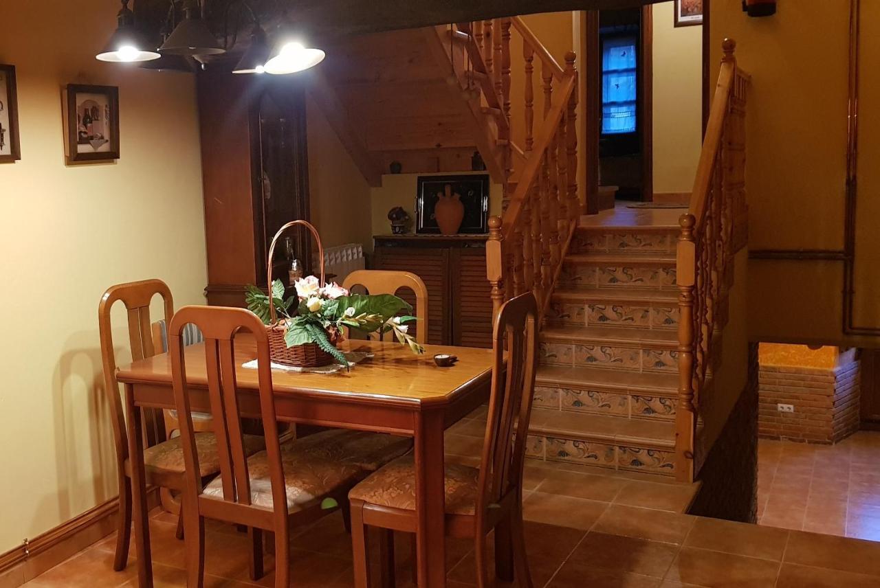Vivienda Vacacional Casa Abuela Herminia Colunga Eksteriør bilde
