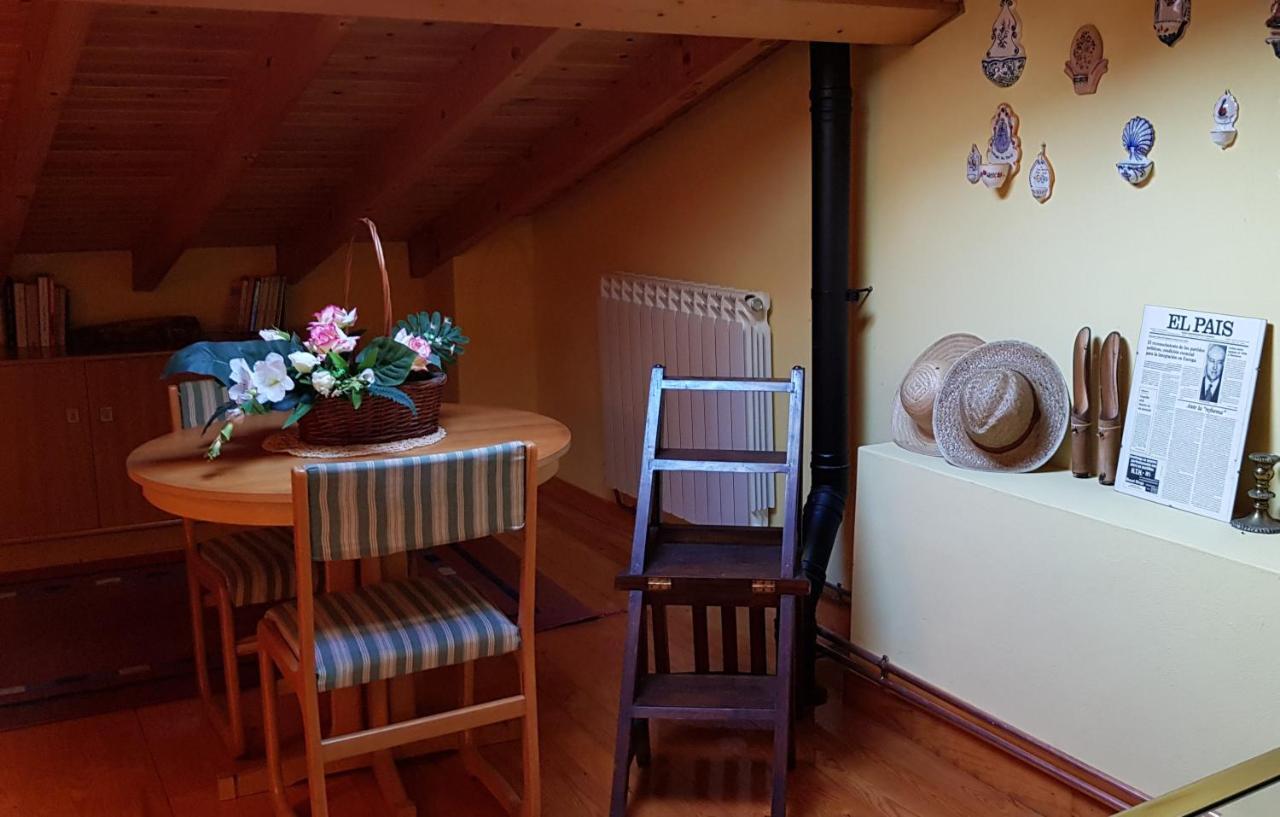 Vivienda Vacacional Casa Abuela Herminia Colunga Eksteriør bilde
